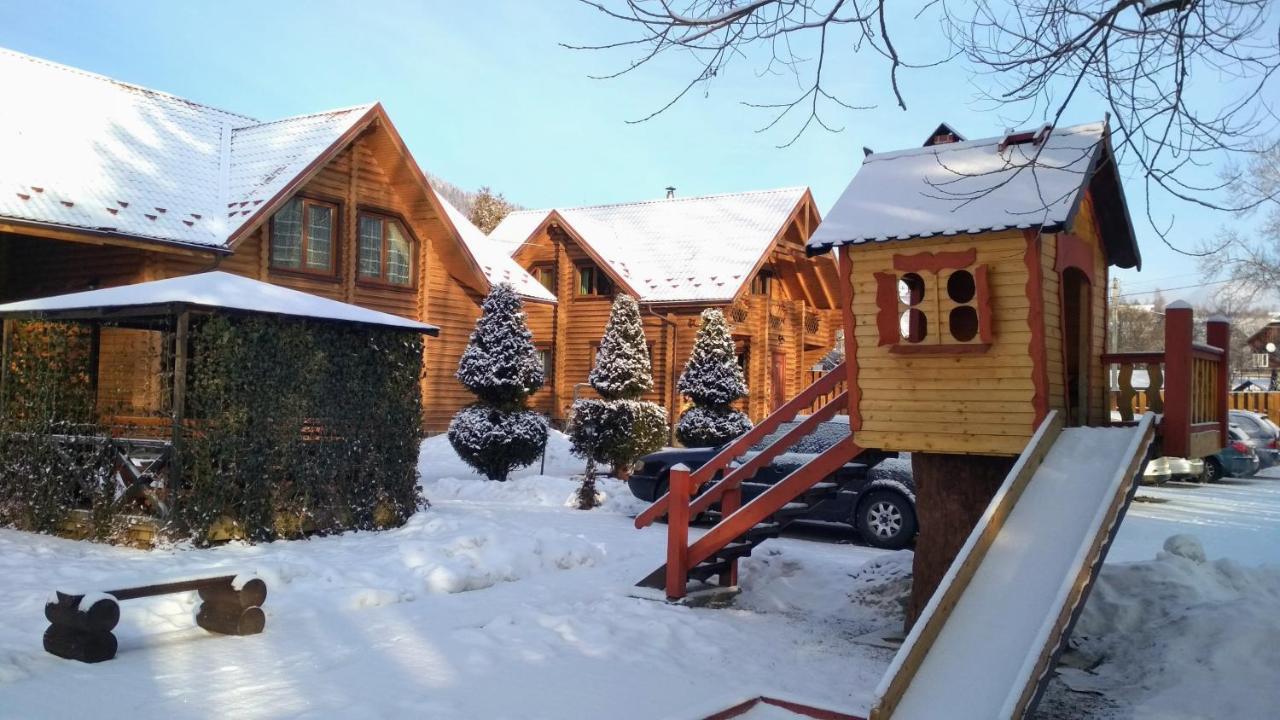 טטאריב Mini Hotel Zakrut מראה חיצוני תמונה