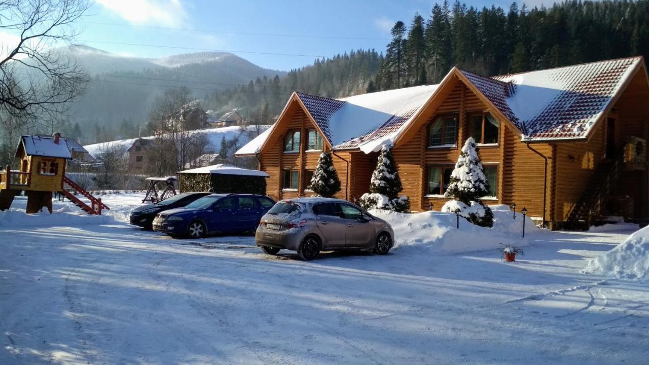 טטאריב Mini Hotel Zakrut מראה חיצוני תמונה